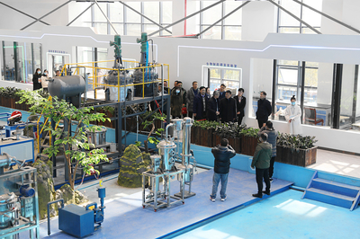 跨越千里科技情 愛心捐贈(zèng)助健康——浙江工業(yè)大學(xué)化工學(xué)院西南研究院聯(lián)合愛心企業(yè)向福泉市捐贈(zèng)170萬元醫(yī)療器械